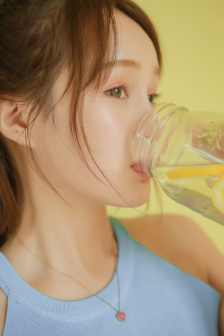 人妻巨大乳HD免费看