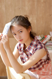 明星专题：李必模